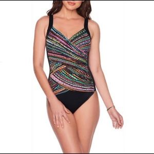 NWT TRIMSHAPER City Lights Swimsuit Shaped Support Randi Pink Black Mult…